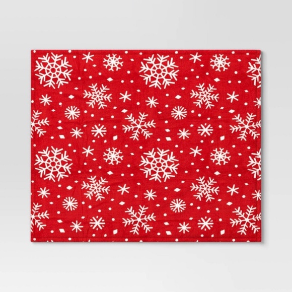 Wondershop Snowflake Printed Plush Throw Blanket Red - Picture 4 of 10